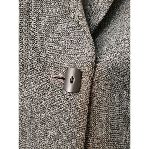 Tahari By Arthur S. Levine Women's Blazer Size 6 Gray With Black Trim Business - Picture 7 of 7